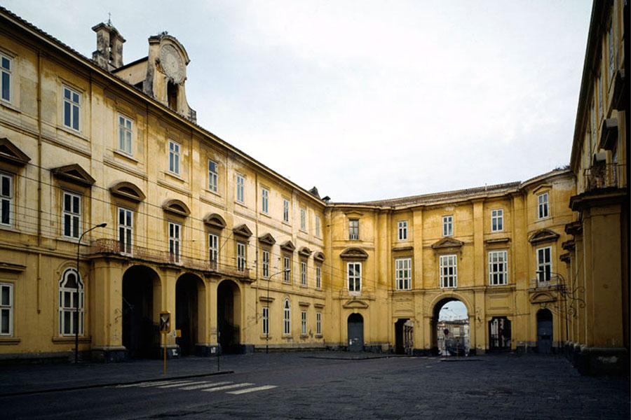 Visita Real sito di Portici con Vera Astuni